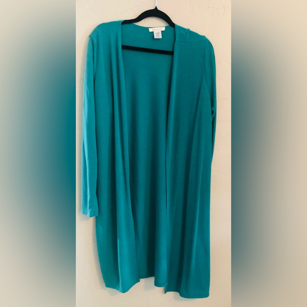 Long sleeve, light weight, teal green